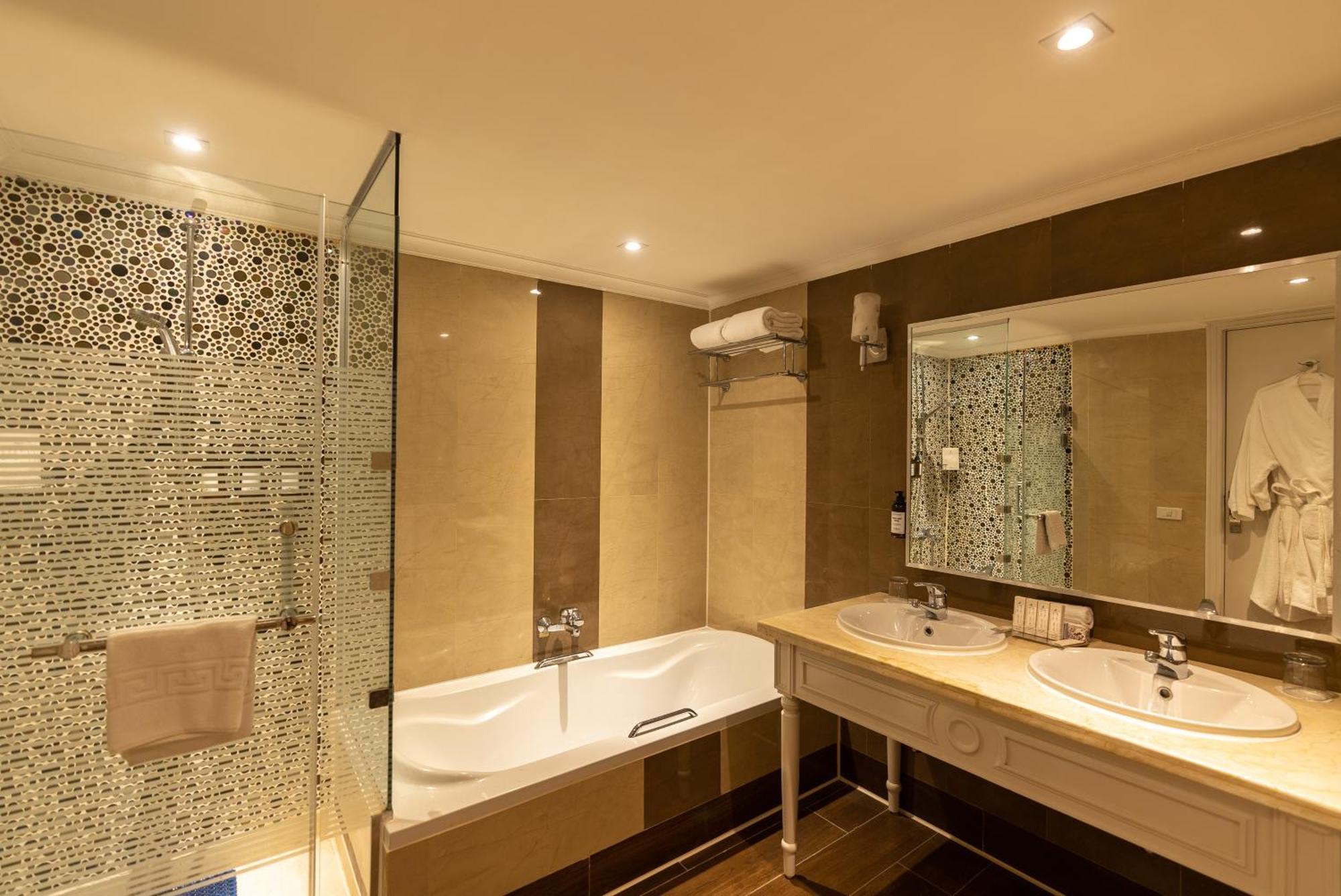 Royal Suite Posh Club