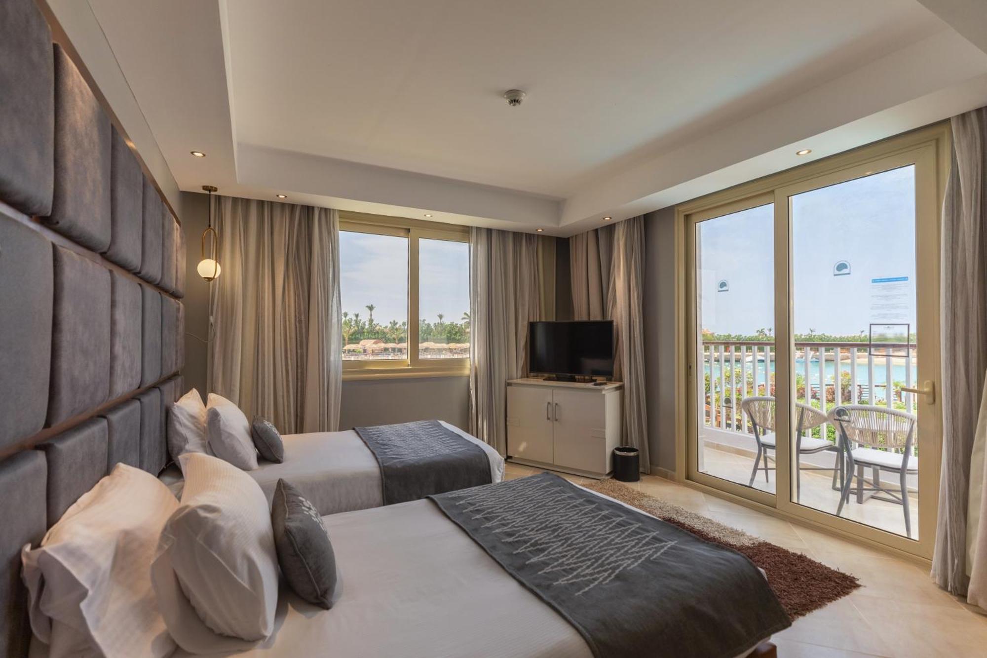 Jacuzzi Suite Posh Club
